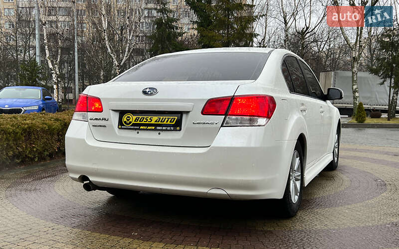 Седан Subaru Legacy 2010 в Львові