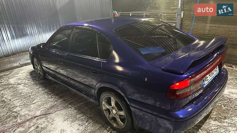 Седан Subaru Legacy 1999 в Днепре