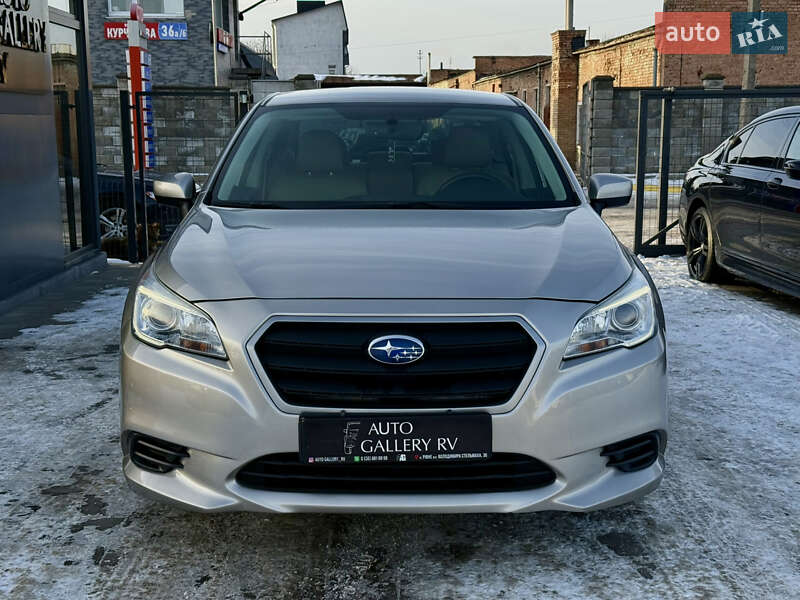 Седан Subaru Legacy 2017 в Ровно