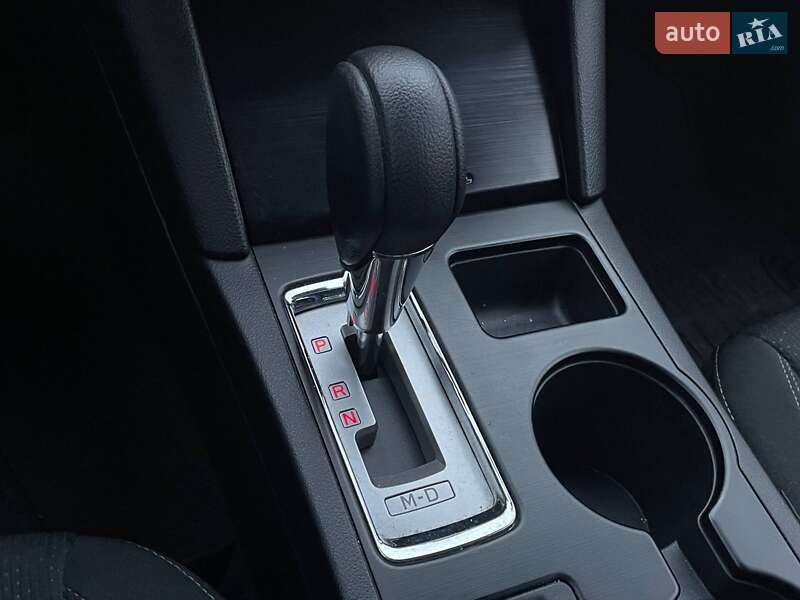 Седан Subaru Legacy 2019 в Киеве