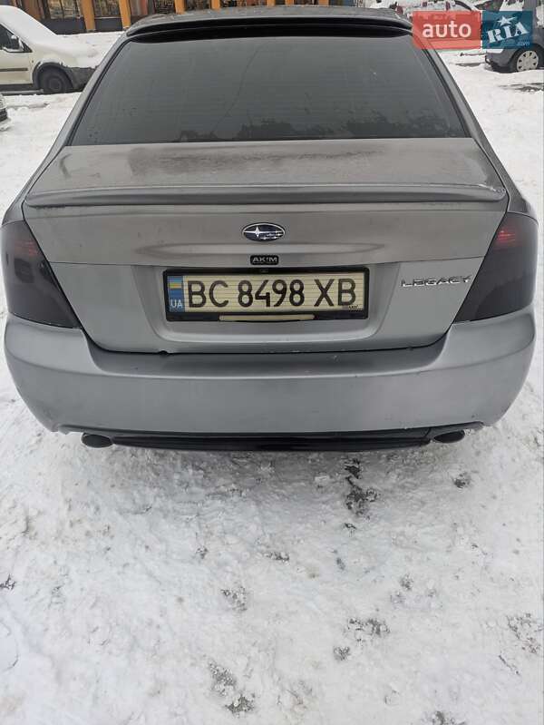 Седан Subaru Legacy 2006 в Львове