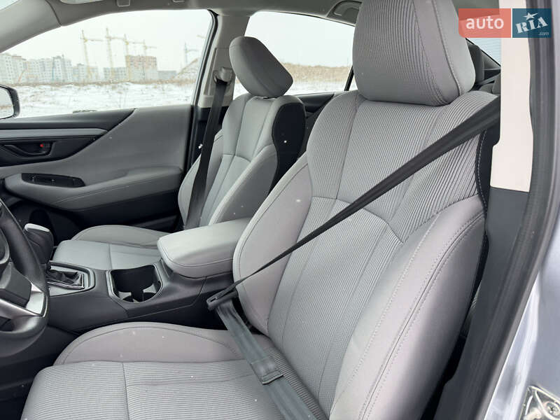 Седан Subaru Legacy 2019 в Виннице