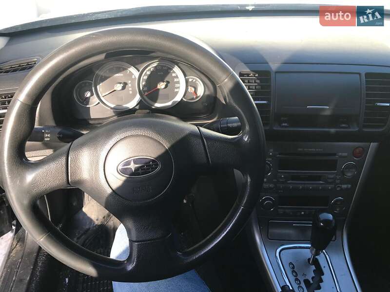 Седан Subaru Legacy 2005 в Ровно