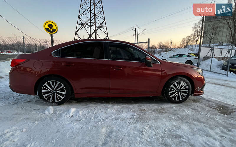 Седан Subaru Legacy 2019 в Стрые