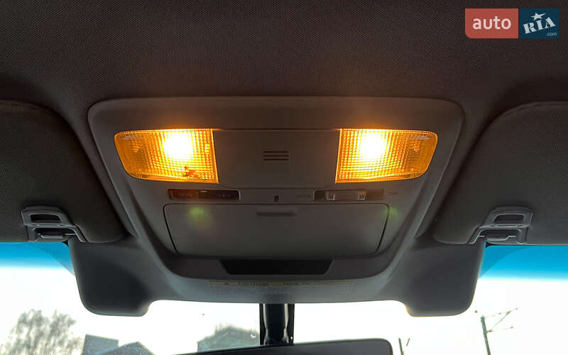 Седан Subaru Legacy 2019 в Стрые