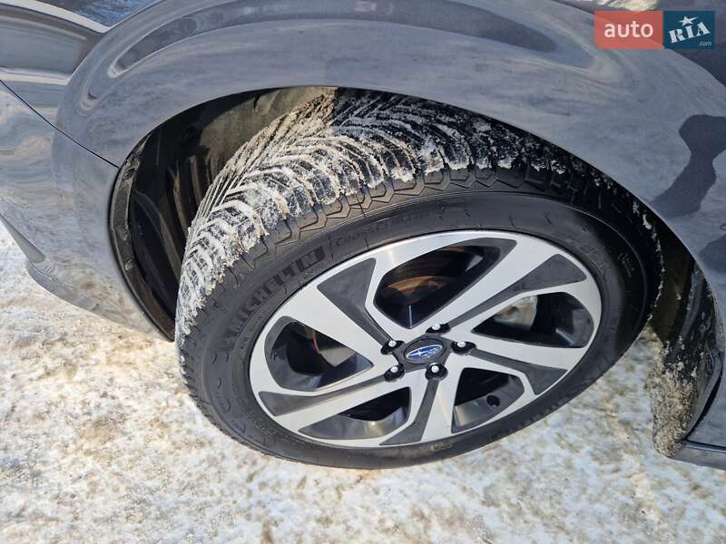 Седан Subaru Legacy 2020 в Днепре