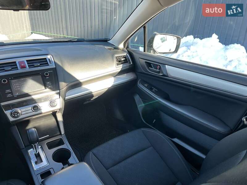 Седан Subaru Legacy 2015 в Львове