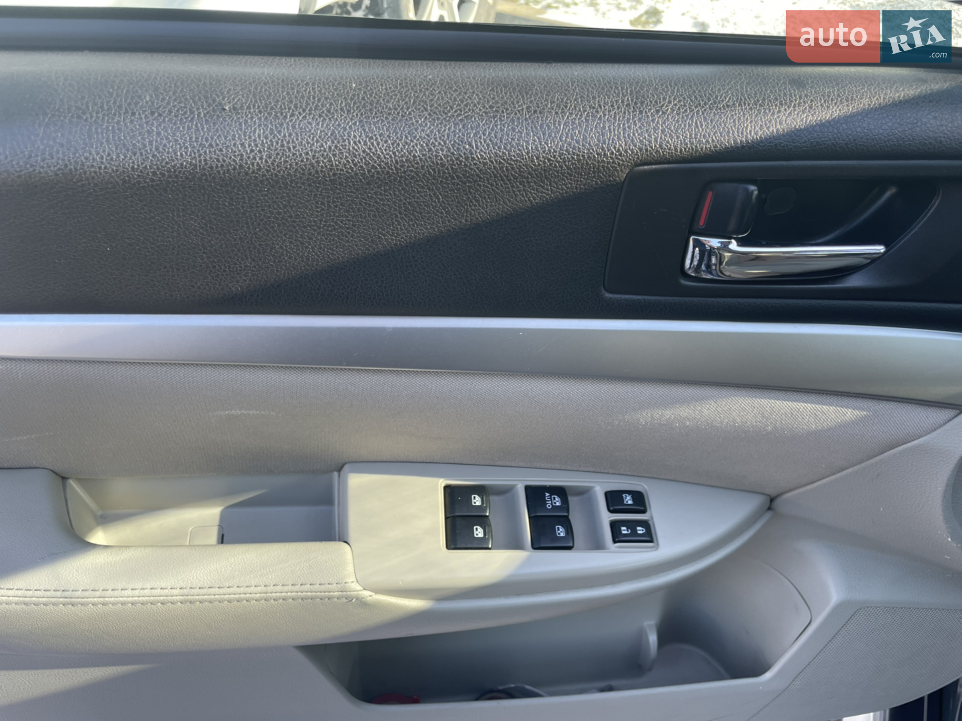2012 Subaru Legacy - мініатюра 8