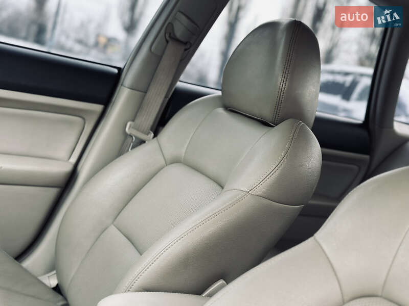 Седан Subaru Legacy 2004 в Кременчуге