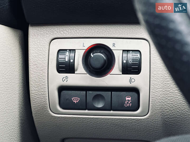 Седан Subaru Legacy 2004 в Кременчуге