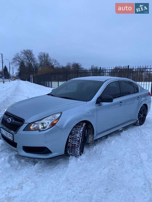 Subaru Legacy 2013