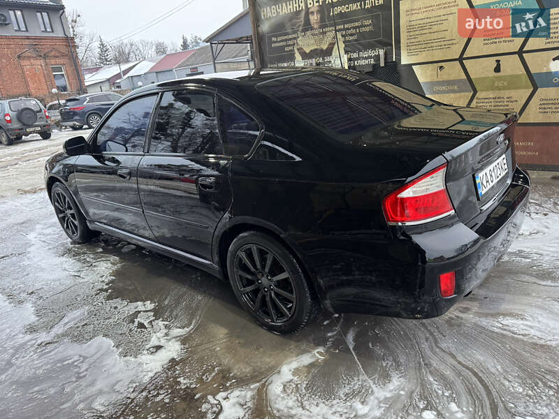 Седан Subaru Legacy 2006 в Киеве