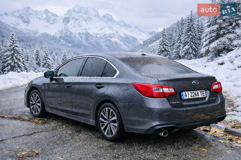 Седан Subaru Legacy 2018 в Киеве