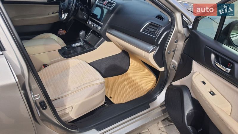 Седан Subaru Legacy 2015 в Киеве