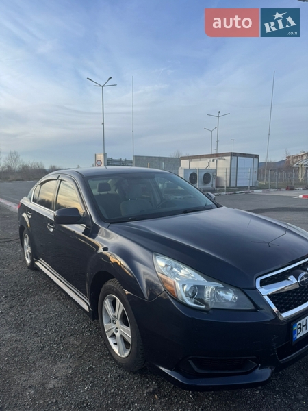 Subaru Legacy 2012