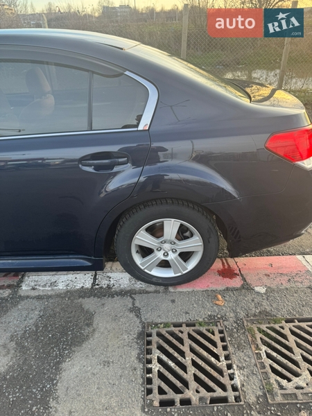 Седан Subaru Legacy 2012 в Тлумаче