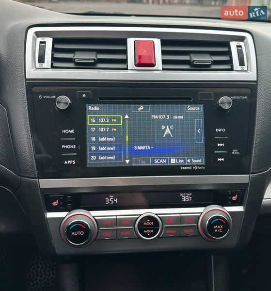 Седан Subaru Legacy 2016 в Днепре