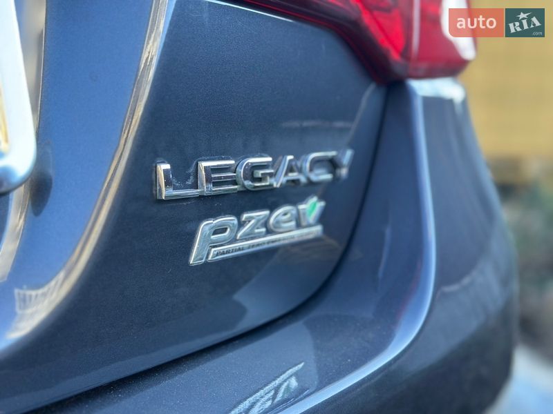 Седан Subaru Legacy 2017 в Хмельницком