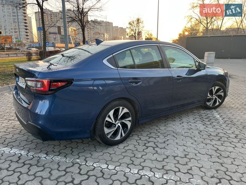 Седан Subaru Legacy 2019 в Киеве