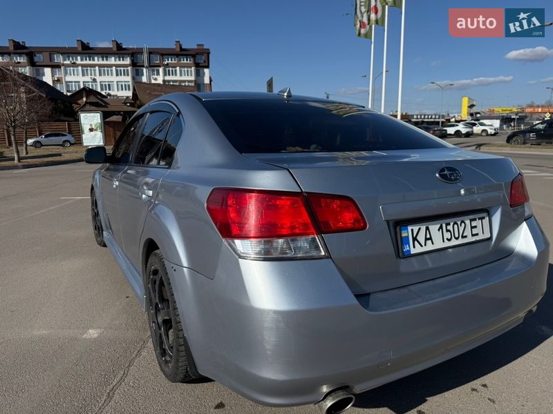 Седан Subaru Legacy 2012 в Киеве