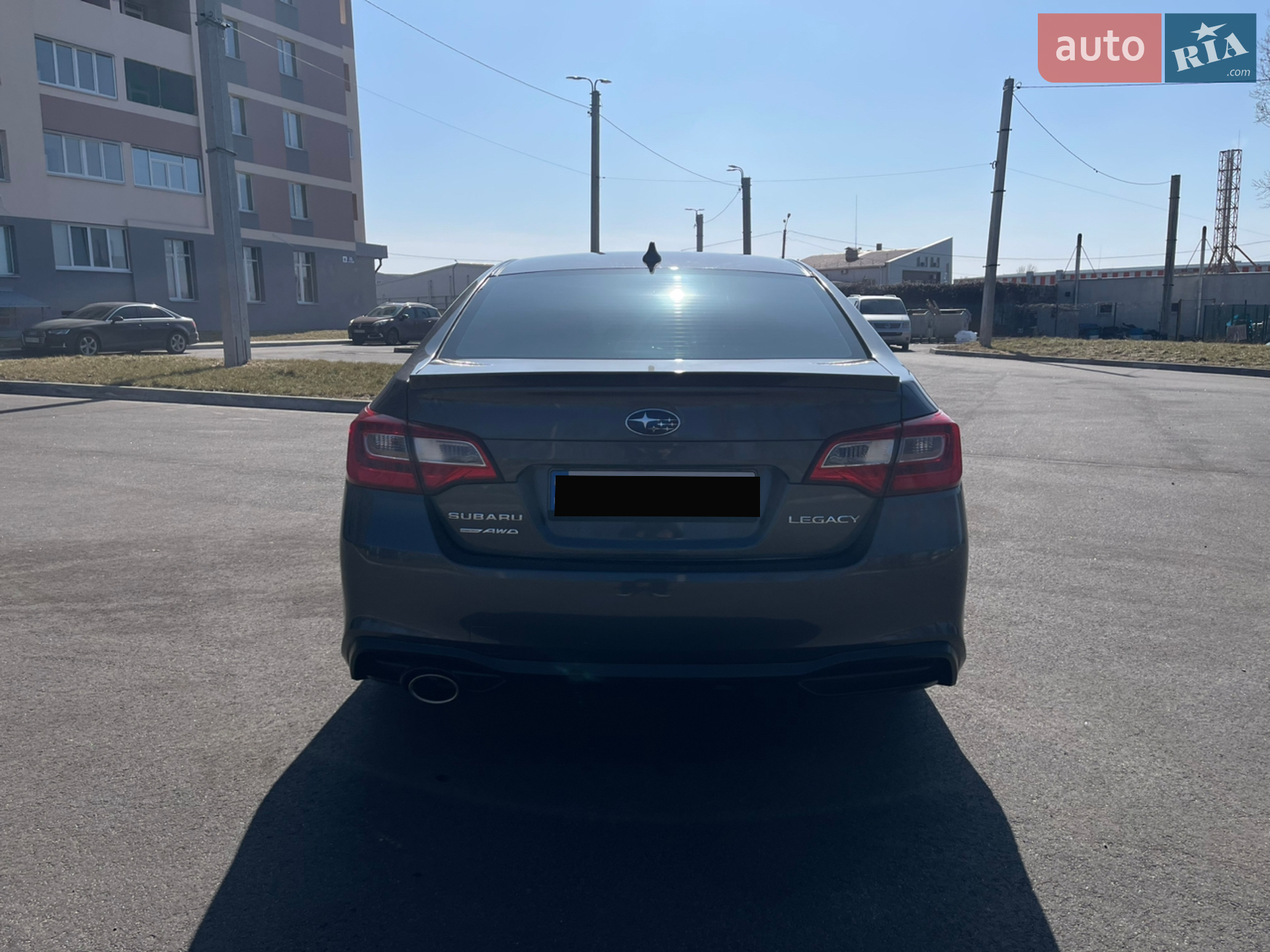 2017 Subaru Legacy - мініатюра 2