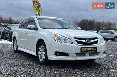 Седан Subaru Legacy 2010 в Львове