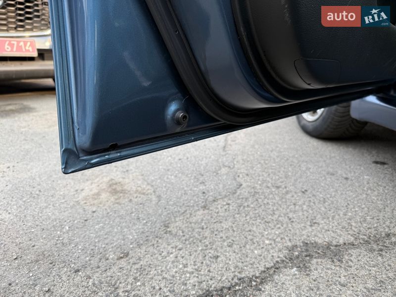 Седан Subaru Legacy 2004 в Киеве