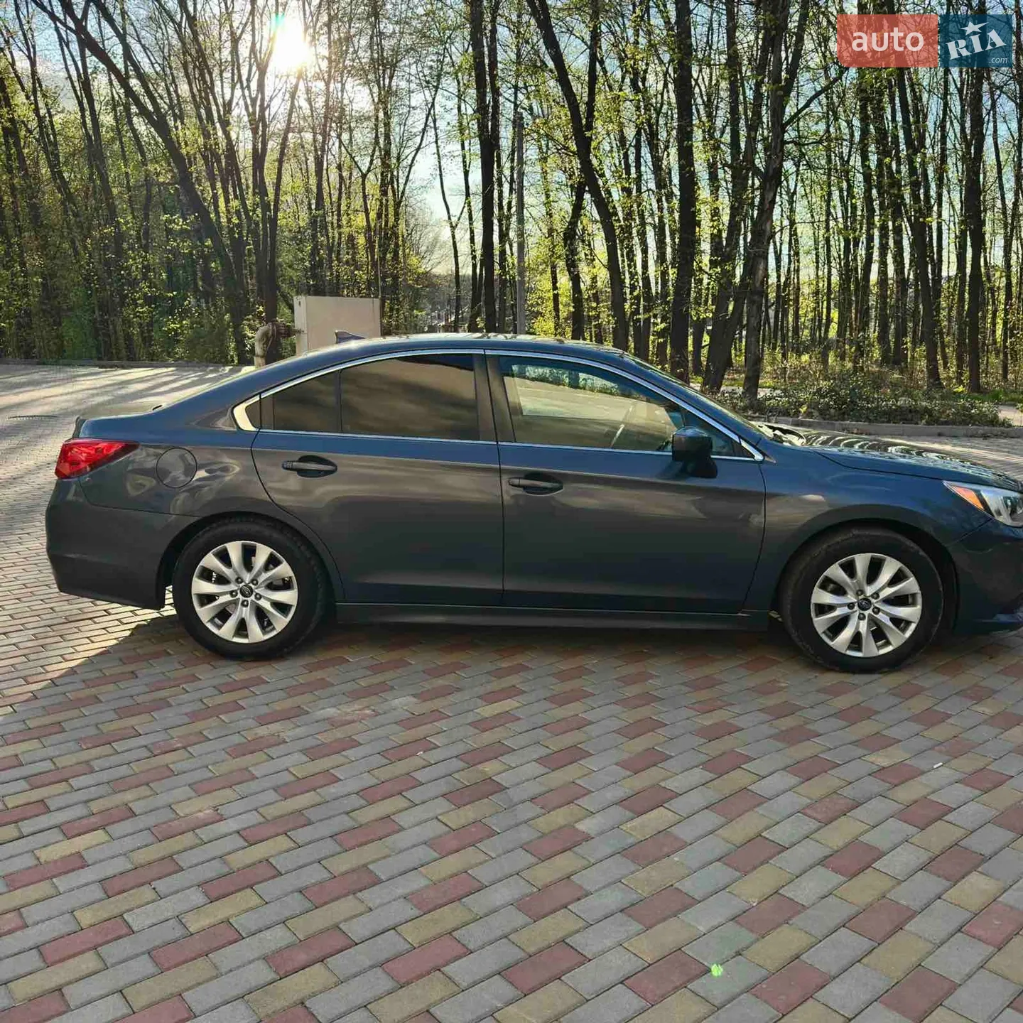 2017 Subaru Legacy - мініатюра 4