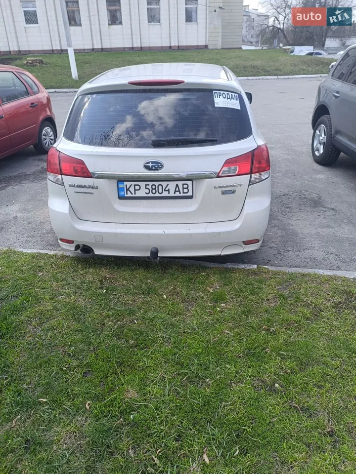 2010 Subaru Legacy - мініатюра 10