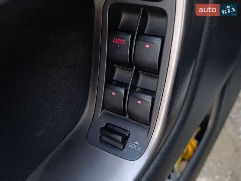 Седан Subaru Legacy 2003 в Запорожье