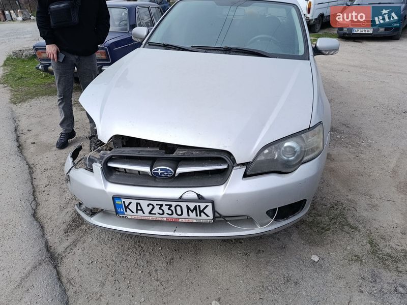 Седан Subaru Legacy 2003 в Запорожье