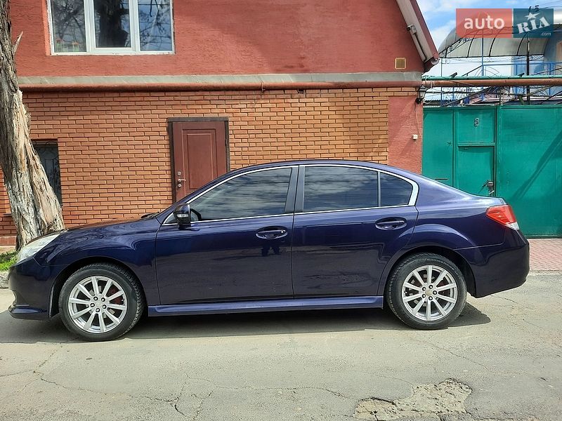 Subaru Legacy 2010