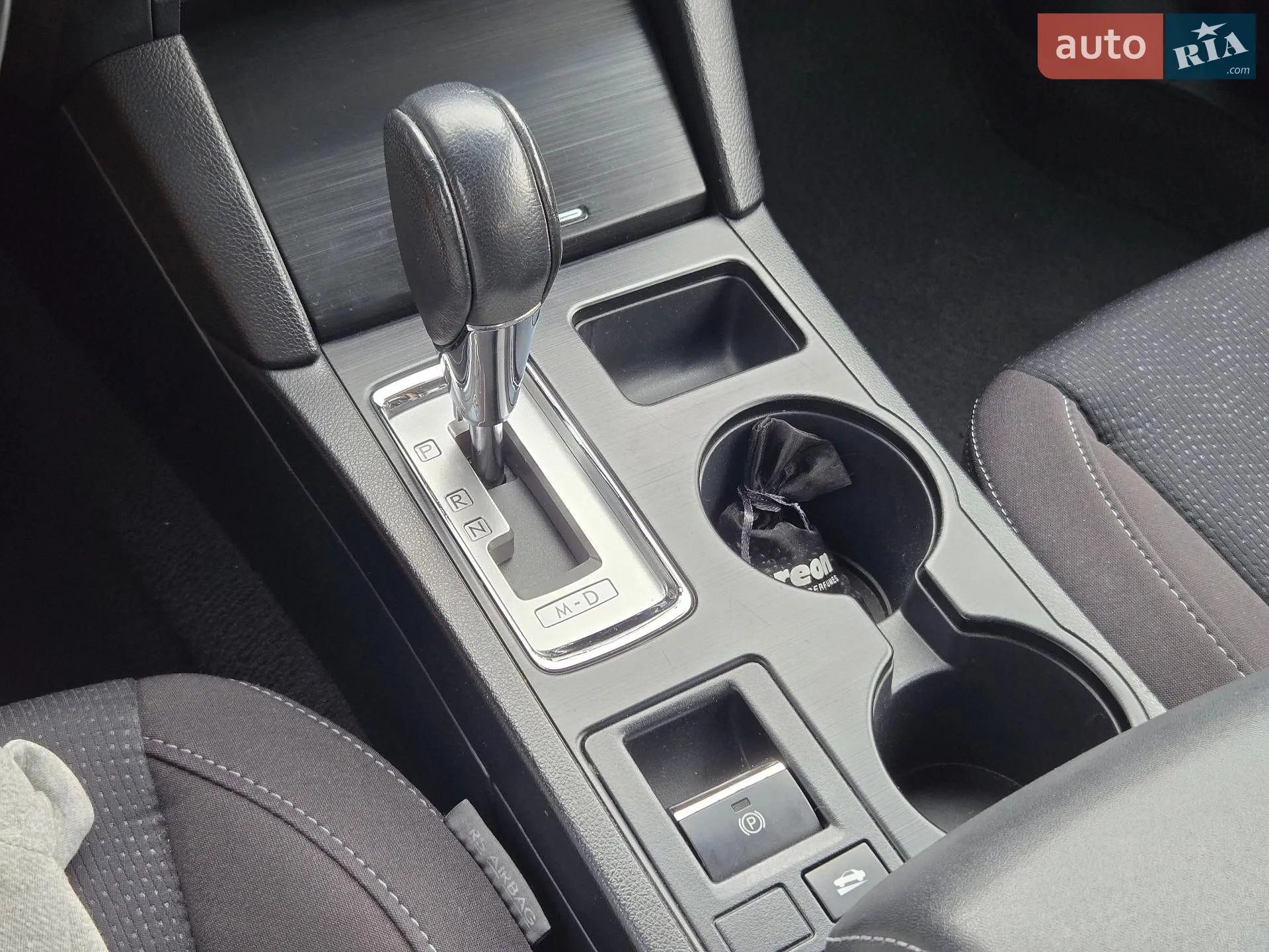 2016 Subaru Legacy - мініатюра 23