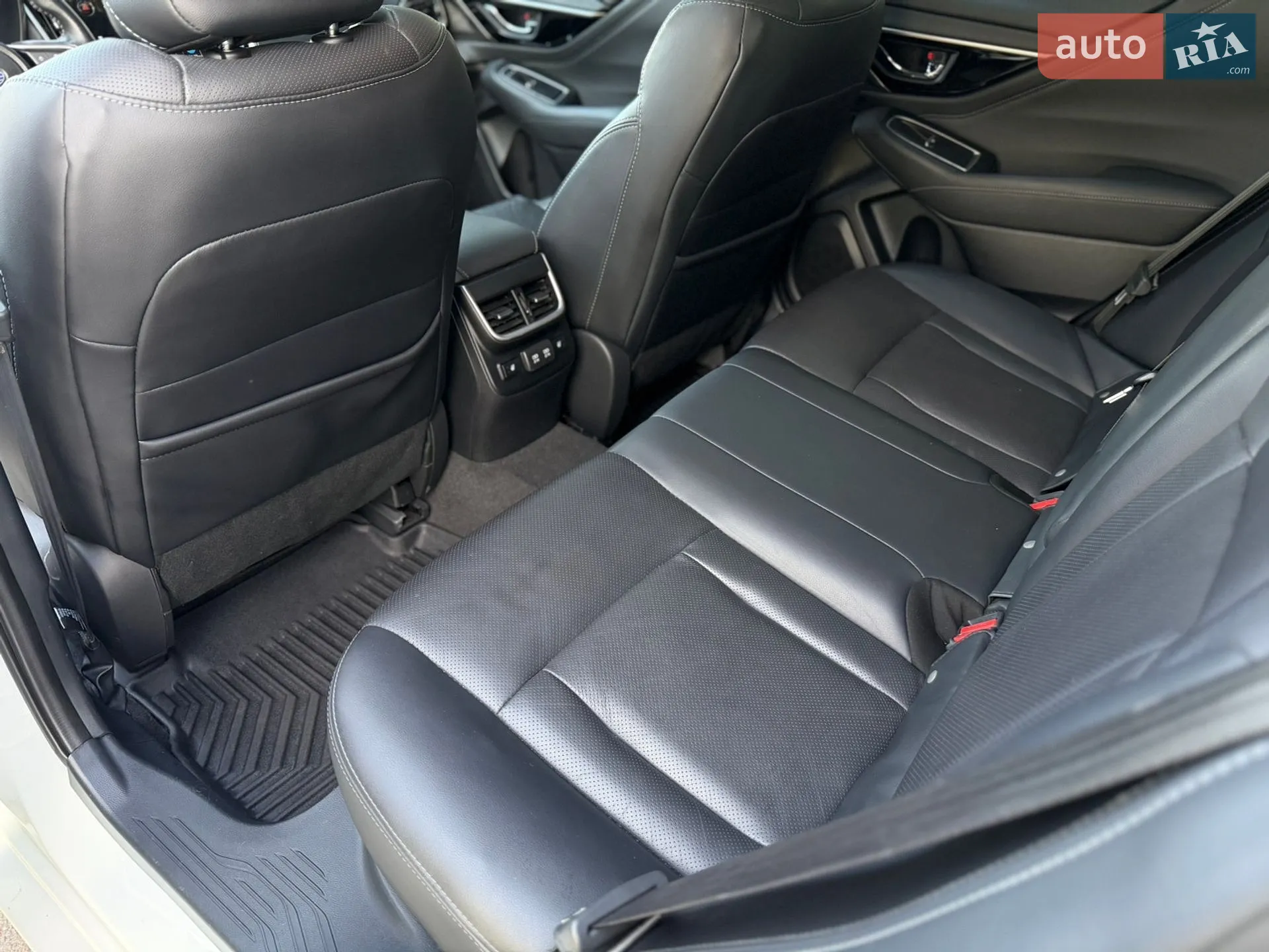 2020 Subaru Legacy - мініатюра 19