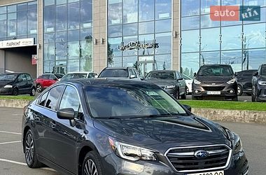 Седан Subaru Legacy 2017 в Киеве