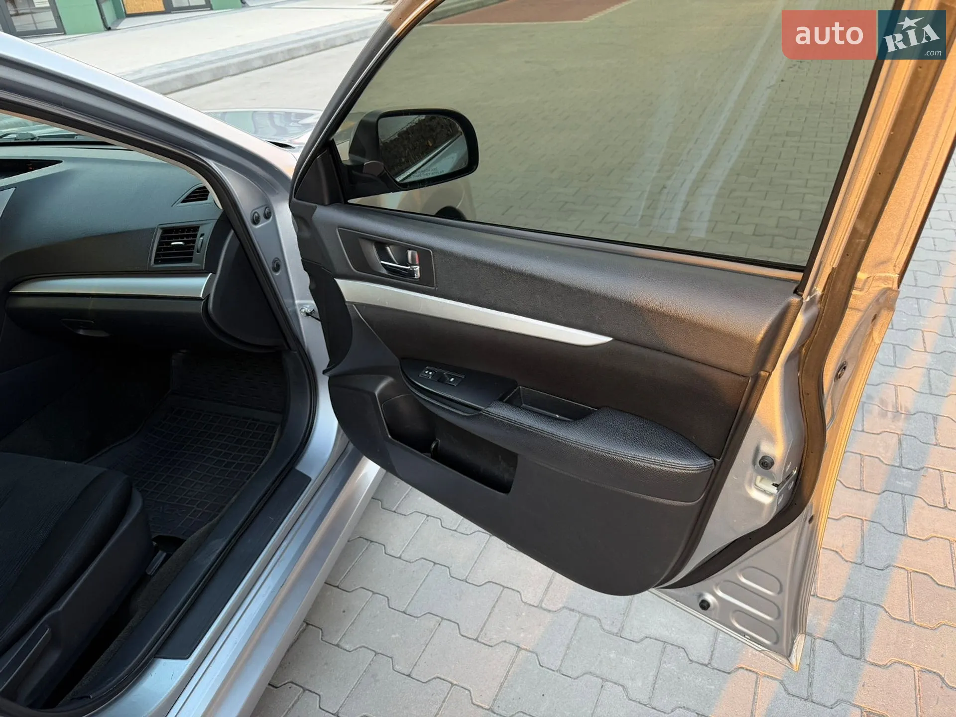 2012 Subaru Legacy - мініатюра 31