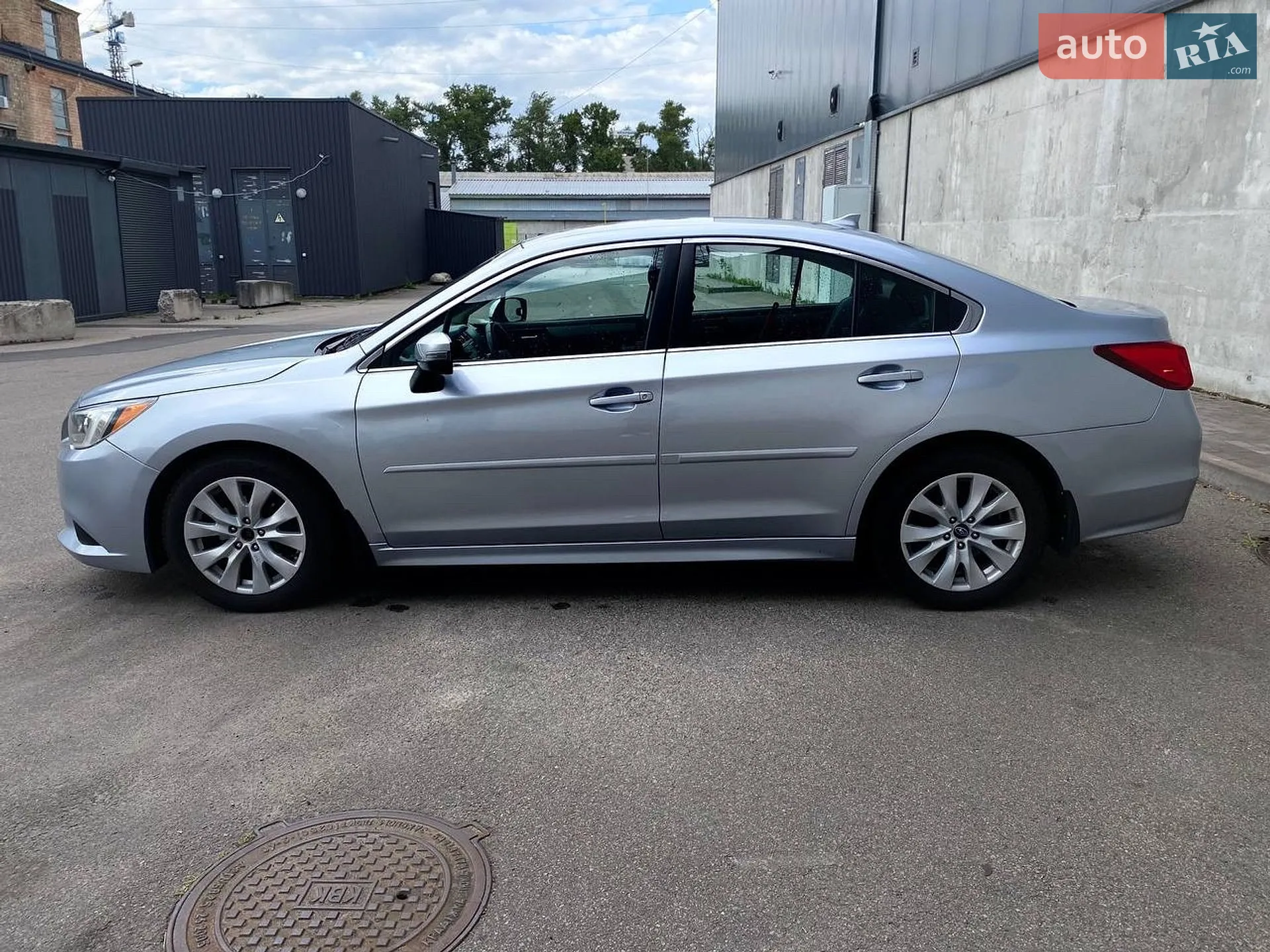 2016 Subaru Legacy - мініатюра 4