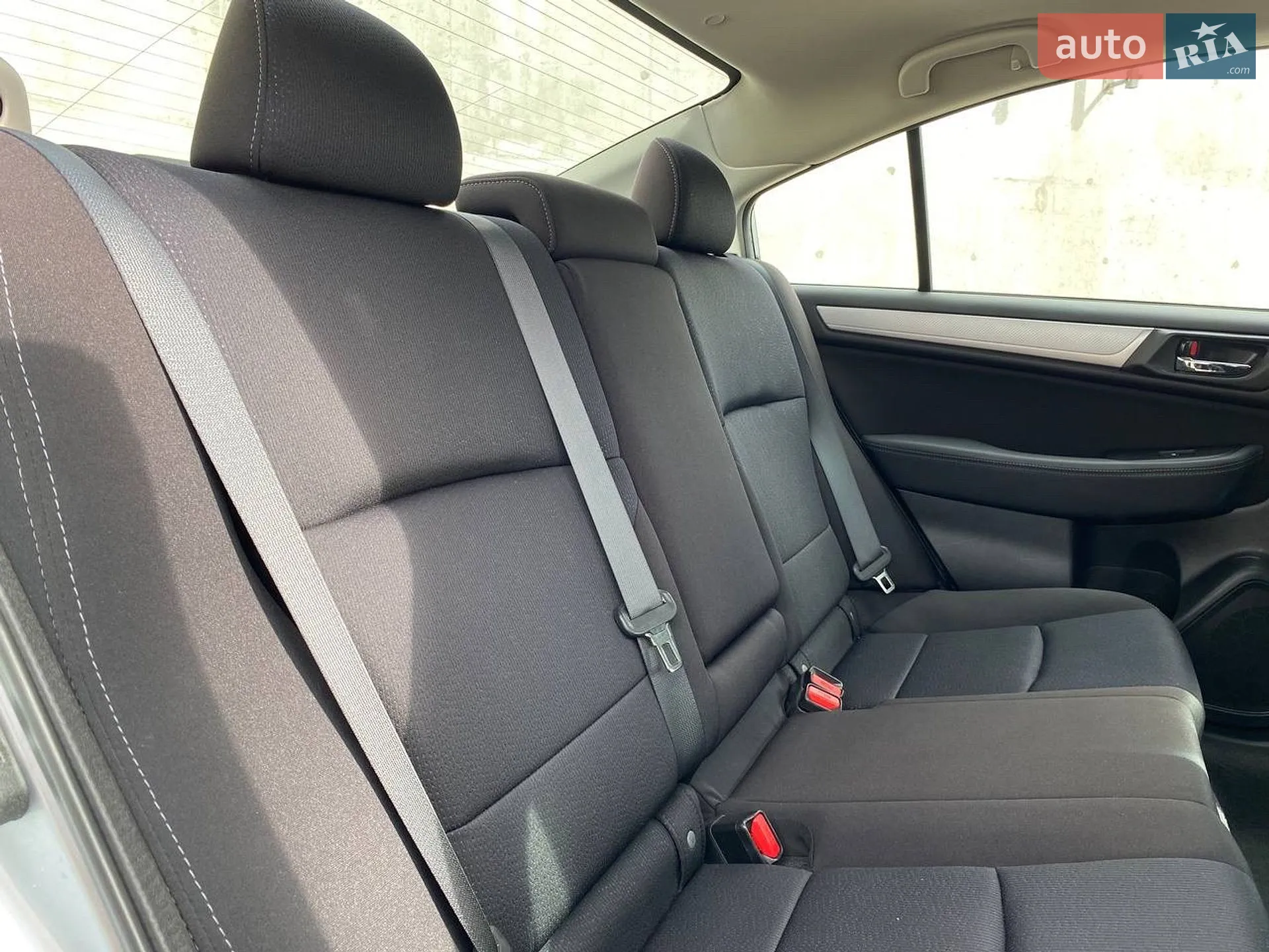 2016 Subaru Legacy - мініатюра 22