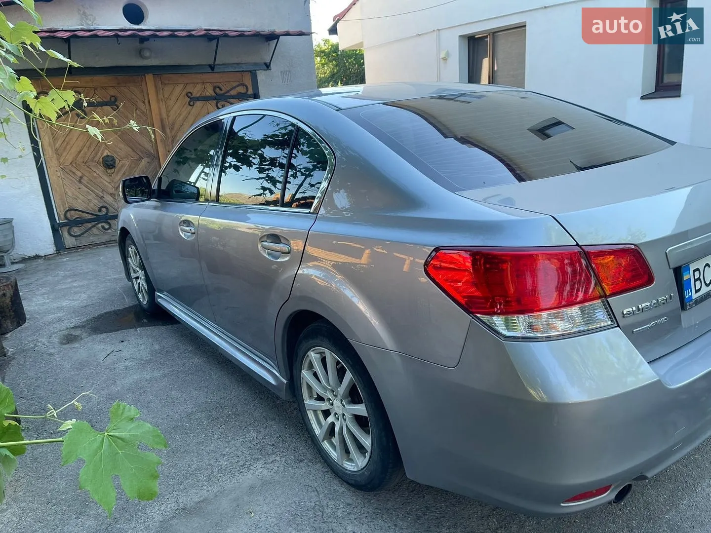 2010 Subaru Legacy - мініатюра 3
