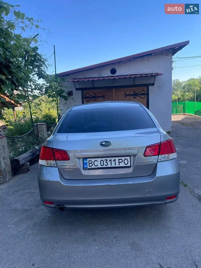 2010 Subaru Legacy - мініатюра 4