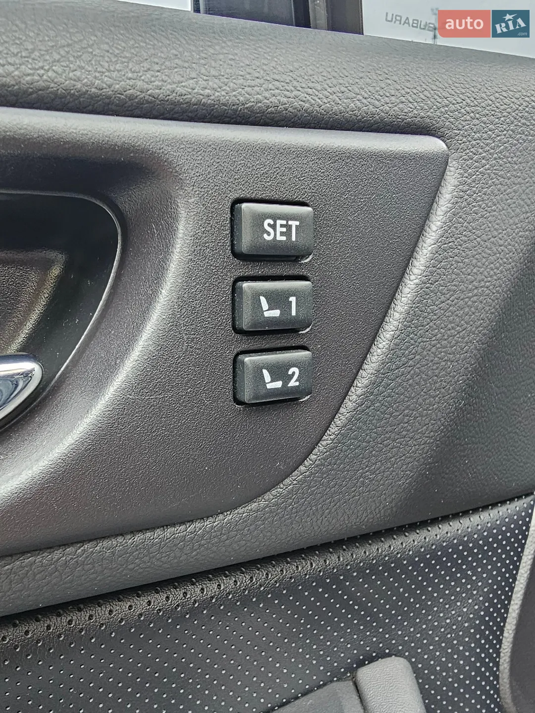 2016 Subaru Legacy - мініатюра 31