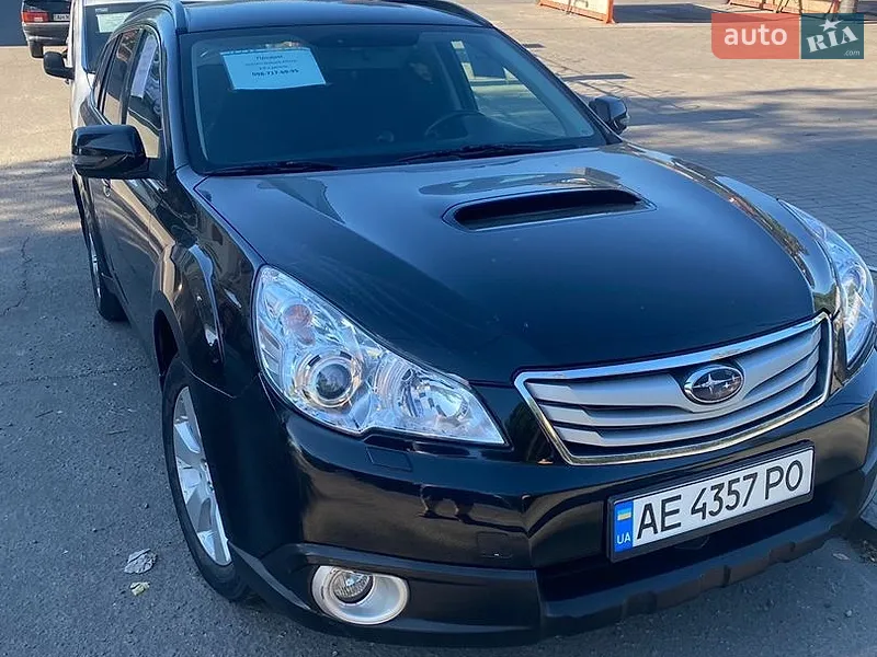 Subaru Legacy 2011