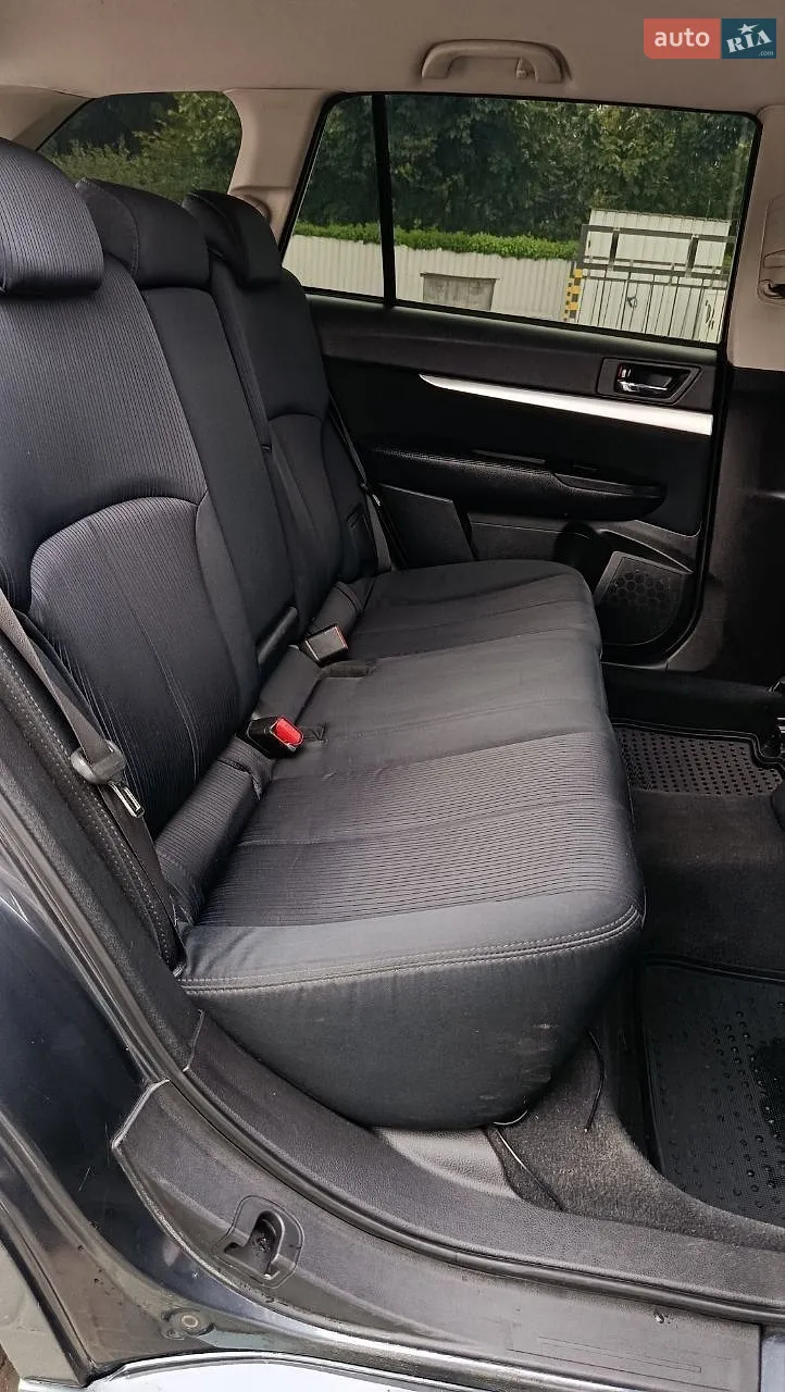 2010 Subaru Legacy - мініатюра 18