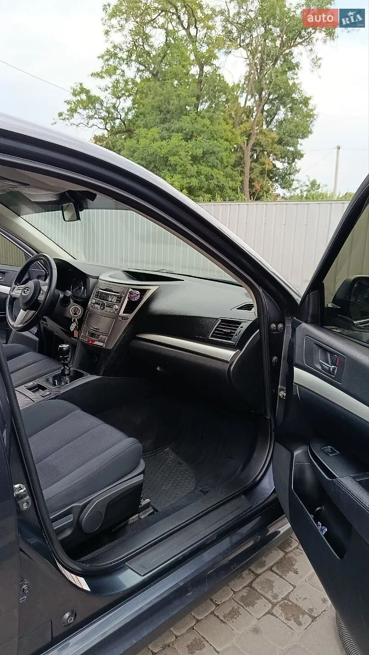 2010 Subaru Legacy - мініатюра 25