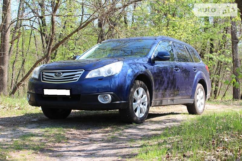 Универсал Subaru Outback 2011 в 