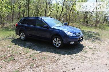 Универсал Subaru Outback 2011 в 