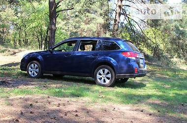 Универсал Subaru Outback 2011 в 