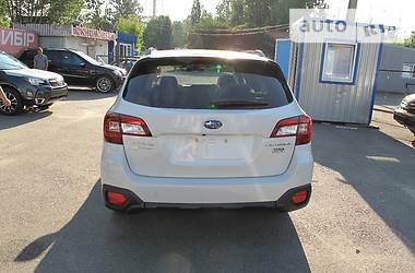 Универсал Subaru Outback 2016 в Киеве