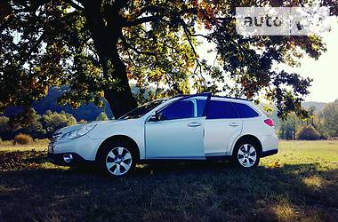 Другие легковые Subaru Outback 2011 в Ужгороде