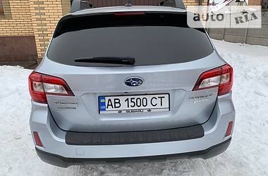 Позашляховик / Кросовер Subaru Outback 2017 в Вінниці